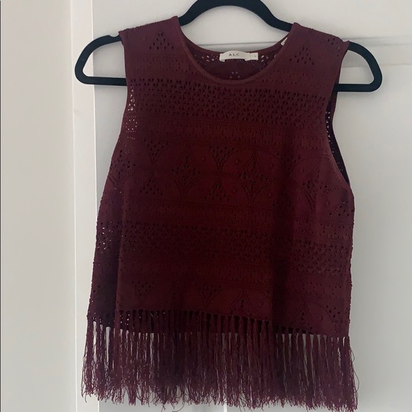 Alc burgundy top . - Picture 2 of 5